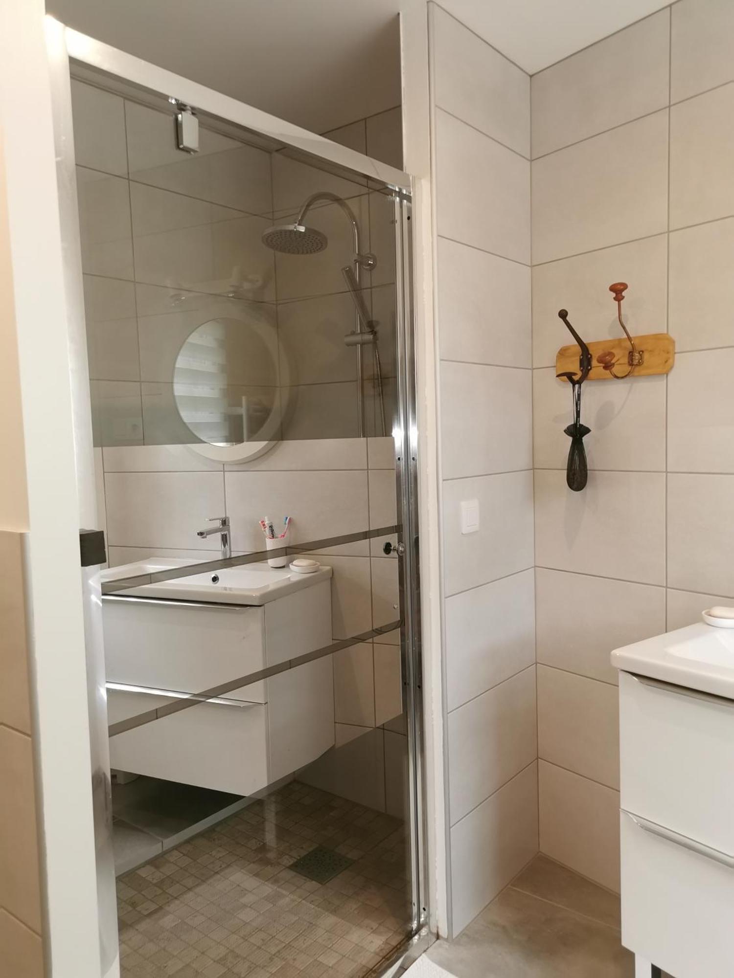 Gite Les Petits Chemins Ledeuix Kültér fotó